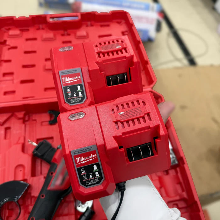 Milwaukee M88 FEUL 4-in-1 Cordless Power Tool Combo Kit – Drill, Impact Driver, Grinder & More